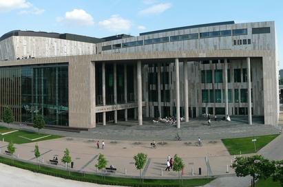 <p>Museum of Contemporary Art</p>